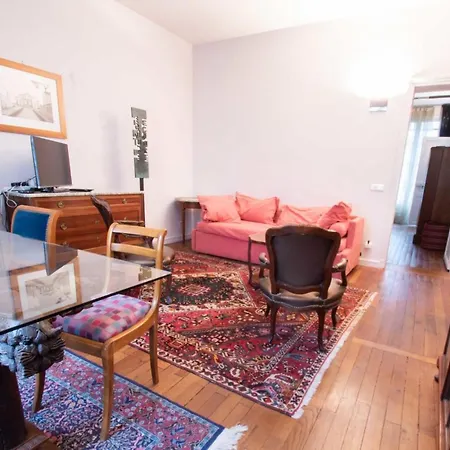 Spacious 50 M Cocoon In The Heart Of 17th Apartment Paris