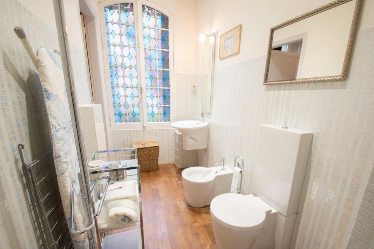 Spacious 50 M Cocoon In The Heart Of 17th Appartamento *